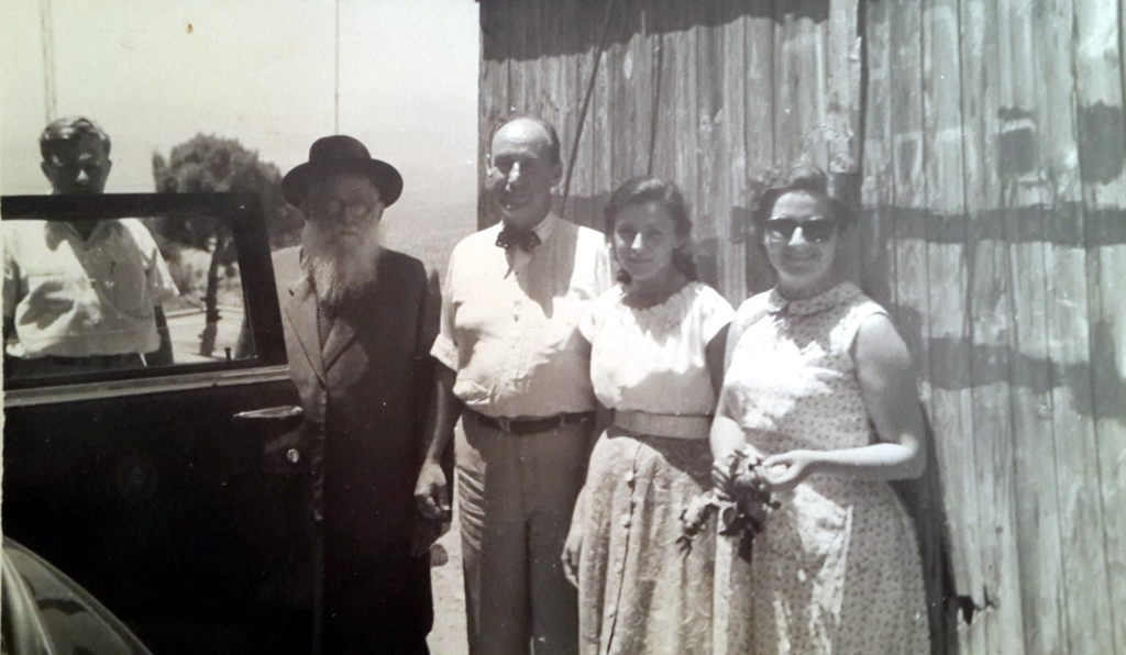 Moshe Pedhatzur with US Senator Mr. Stevenson, 1953 