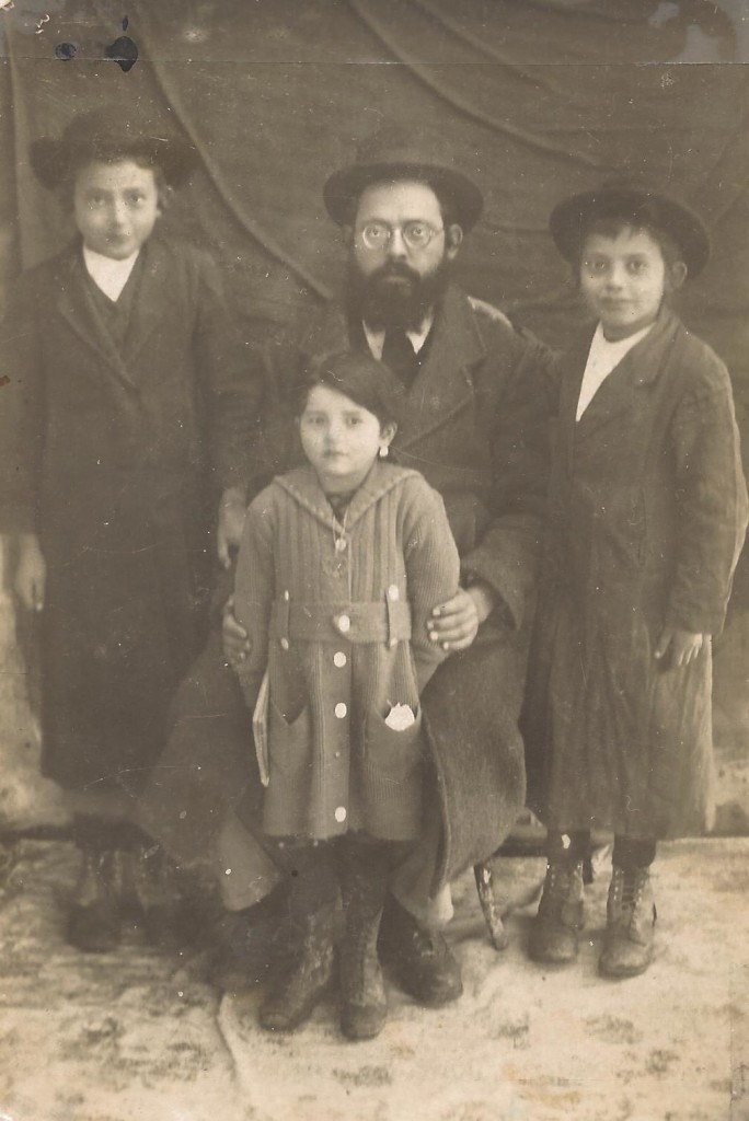 Moshe Pedhatzur with Yonah-Itzhak and Henia